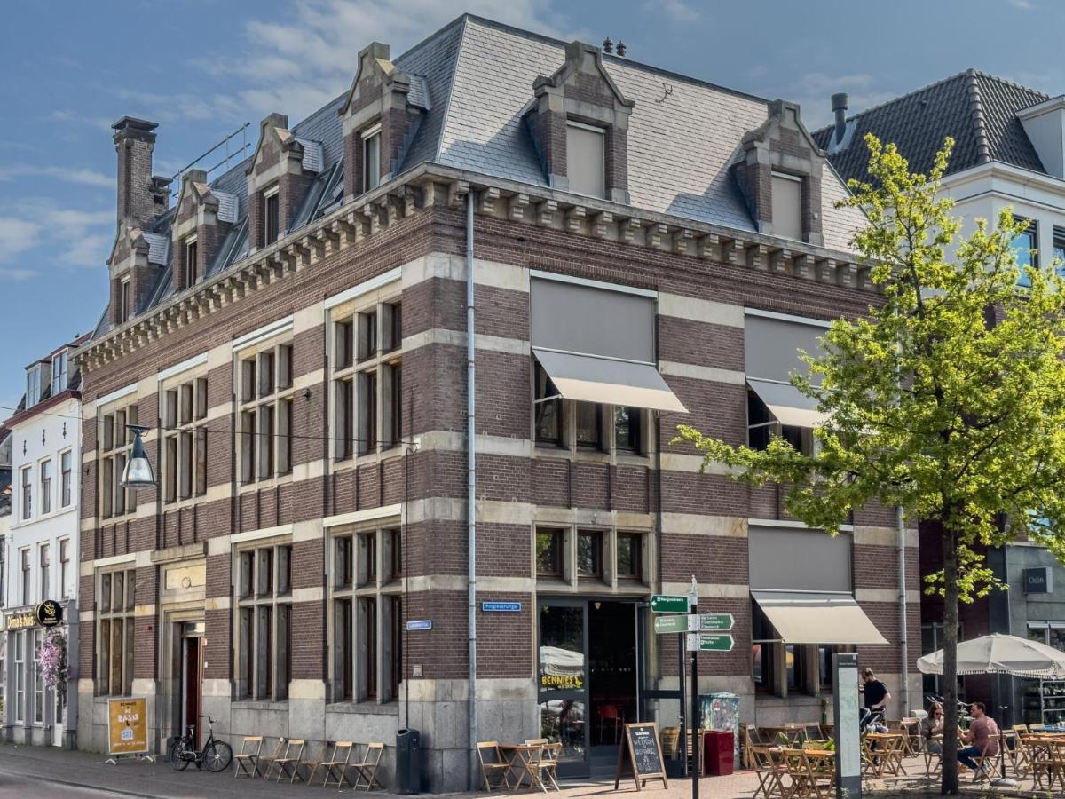 Hostel & Bar De Basis Zwolle  Kültér fotó